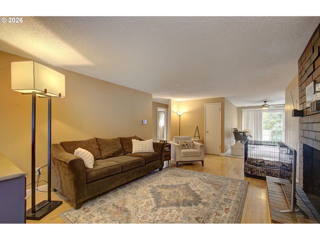 11612 Sw 49TH Ave, Portland, OR 97219