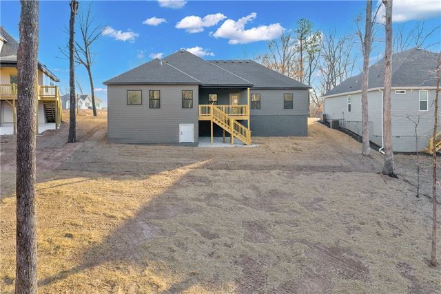 4 Bridlington Drive, Bella Vista, AR 72714