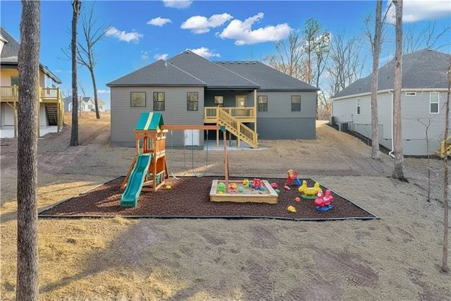 4 Bridlington Drive, Bella Vista, AR 72714