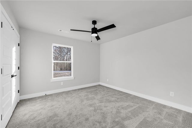 4 Bridlington Drive, Bella Vista, AR 72714