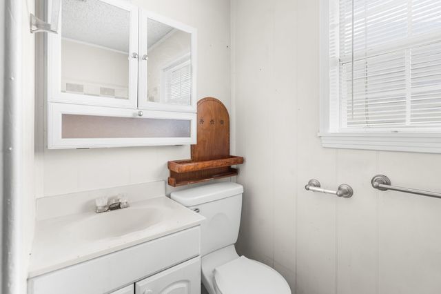 813 Truman Street, Arlington, TX 76011