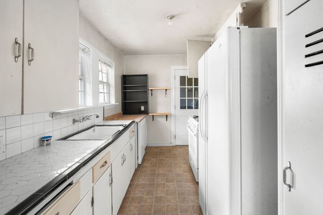 813 Truman Street, Arlington, TX 76011
