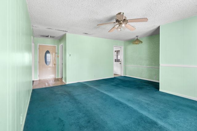 813 Truman Street, Arlington, TX 76011
