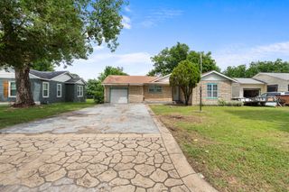 813 Truman Street, Arlington, TX 76011