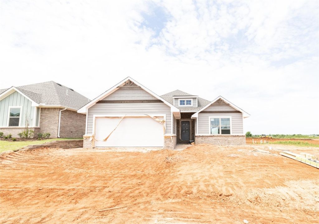 10333 SW 55th Terrace, Mustang, OK 73064