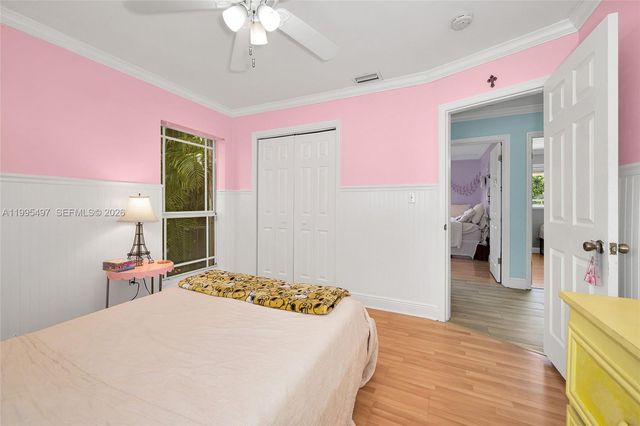 9370 SW 82nd St, Miami, FL 33173