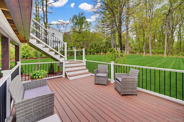 4 Fairmont Terrace, West Nyack, NY 10994