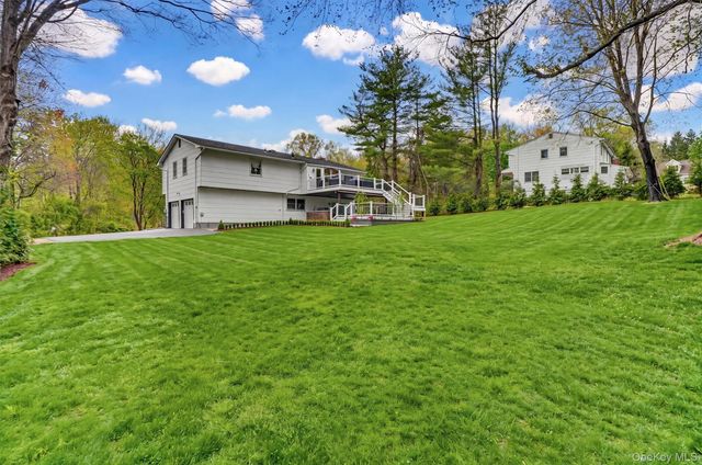 4 Fairmont Terrace, West Nyack, NY 10994