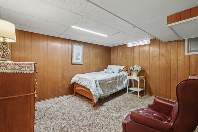 668 S Hawthorne Street, Westland, MI 48186