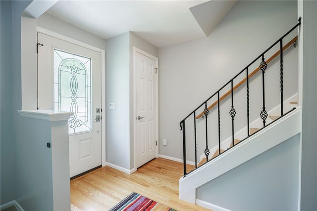 54 Maple Leaf Circle, Penfield, NY 14526