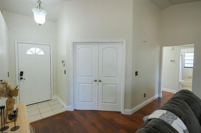 4136 SPRING WAY CIR, Valrico, FL 33596