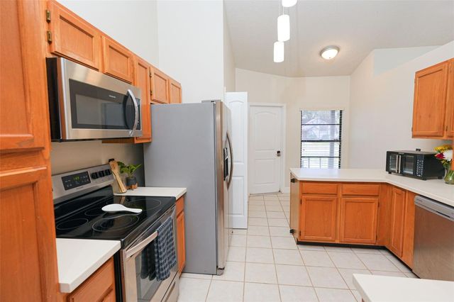 4136 SPRING WAY CIR, Valrico, FL 33596