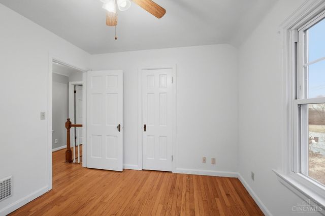 440 W Sharon Road, Springdale, OH 45246