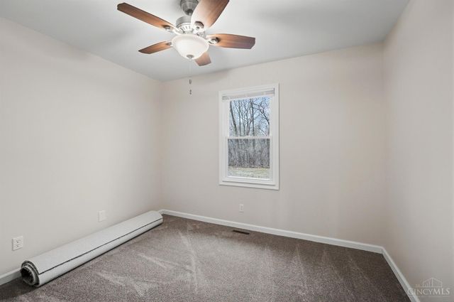 440 W Sharon Road, Springdale, OH 45246