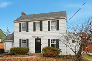 440 W Sharon Road, Springdale, OH 45246