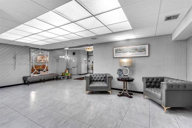 1400 Saint Charles Place 623, Pembroke Pines, FL 33026