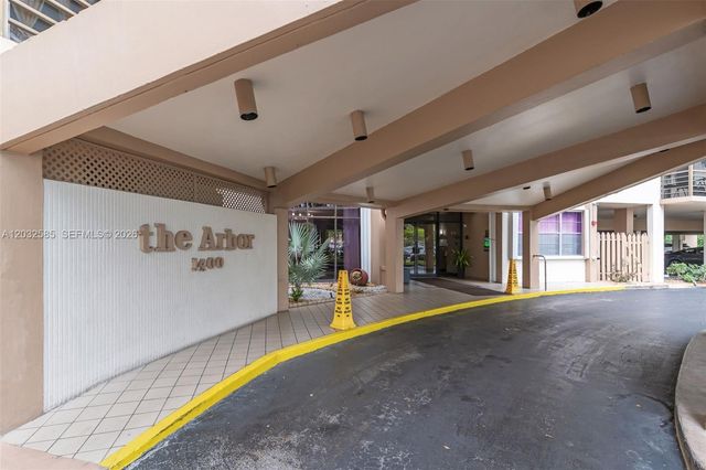 1400 Saint Charles Place 623, Pembroke Pines, FL 33026