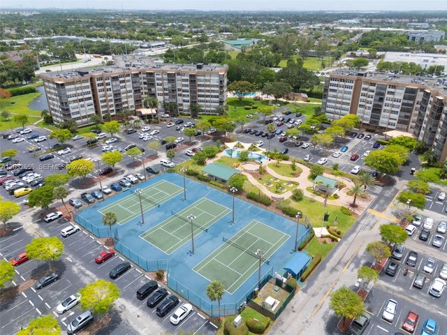 1400 Saint Charles Place 623, Pembroke Pines, FL 33026