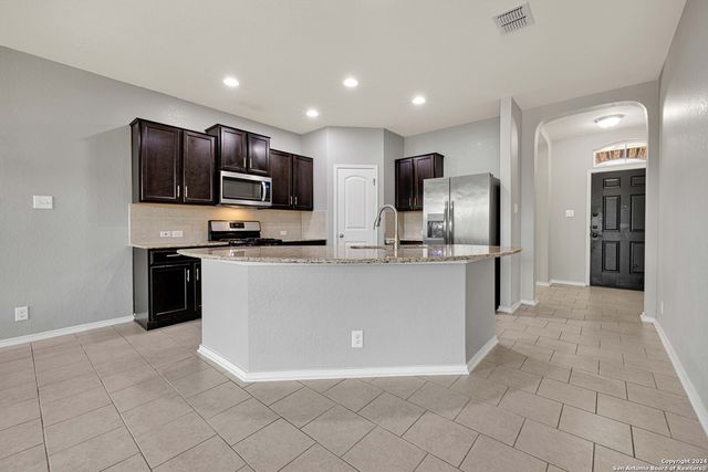 8827 PALOMINO PONY, San Antonio, TX 78254