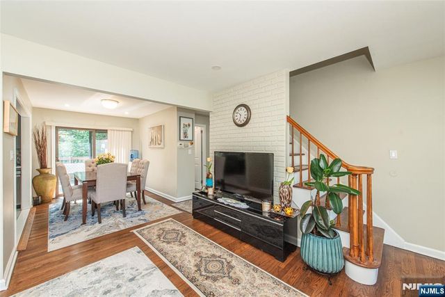 54 Hasbrouck Avenue, Hasbrouck Heights, NJ 07604