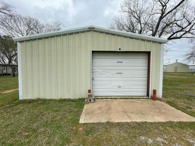 454 W Lakeview Avenue, Ketchum, OK 74349