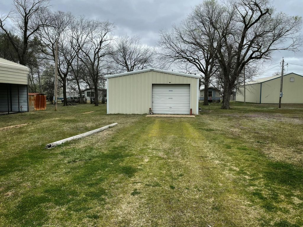 454 W Lakeview Avenue, Ketchum, OK 74349