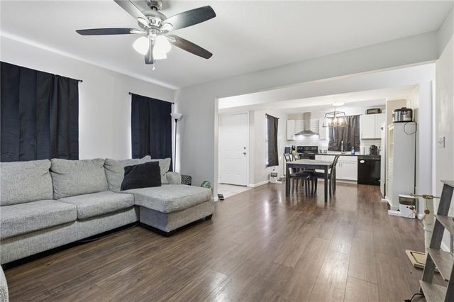 1809-1811 W 4th Street, Lawrence, KS 66044