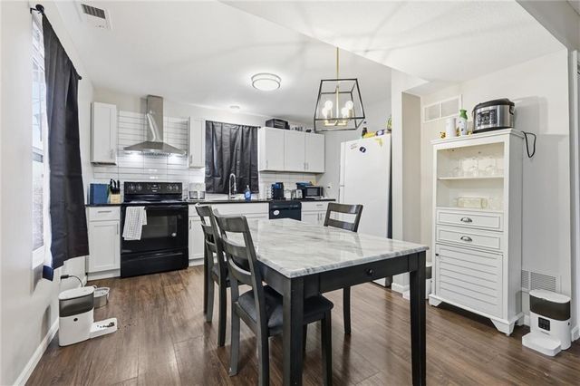 1809-1811 W 4th Street, Lawrence, KS 66044