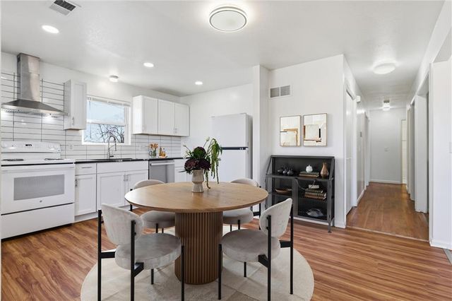 1809-1811 W 4th Street, Lawrence, KS 66044