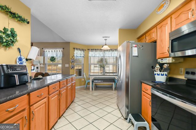 142 Lloyd Drive, Jesup, GA 31545