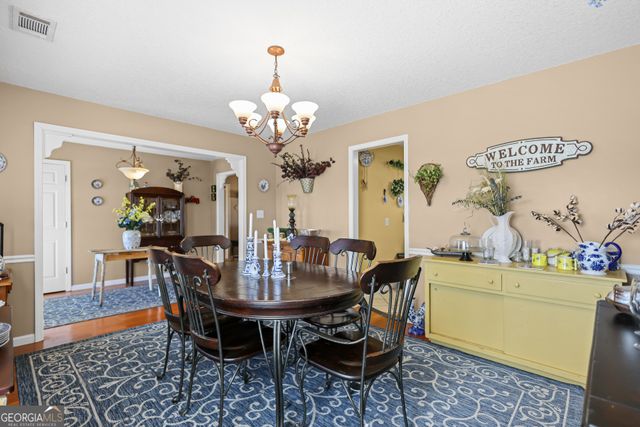 142 Lloyd Drive, Jesup, GA 31545