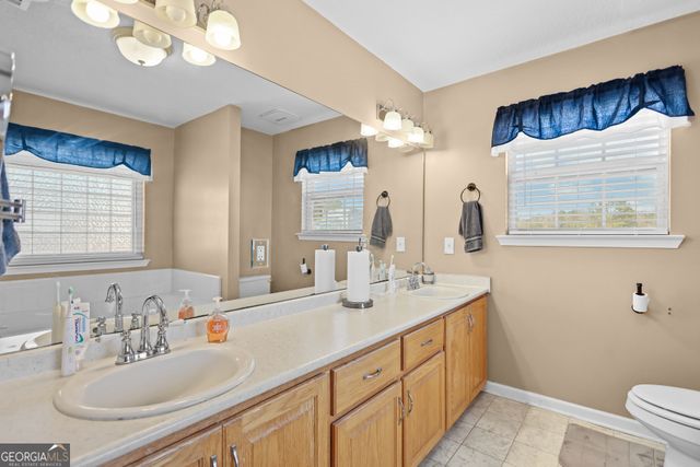 142 Lloyd Drive, Jesup, GA 31545