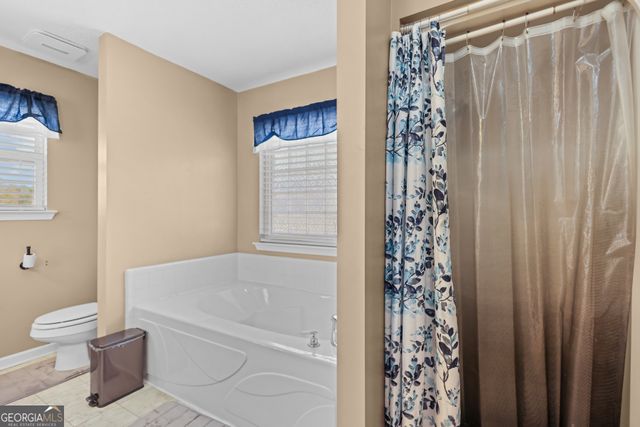 142 Lloyd Drive, Jesup, GA 31545