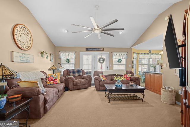 142 Lloyd Drive, Jesup, GA 31545