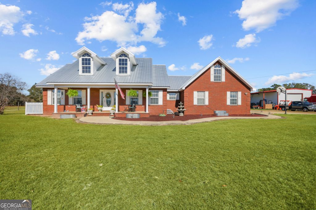 142 Lloyd Drive, Jesup, GA 31545