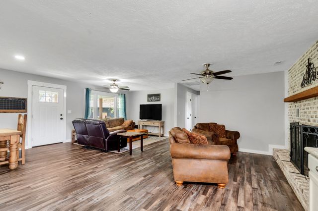 4358 New Manchester Hwy, Tullahoma, TN 37388