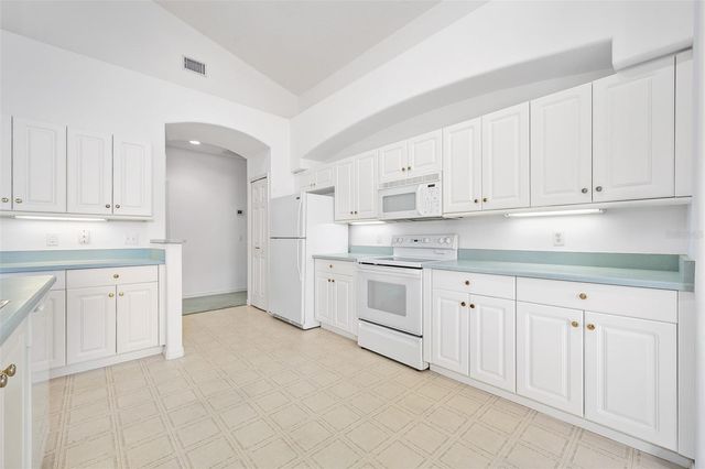 965 COUNTRYSIDE WEST BOULEVARD, Port Orange, FL 32127