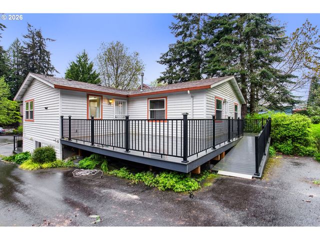 3237 Sw CARAWAY Ct, Portland, OR 97219