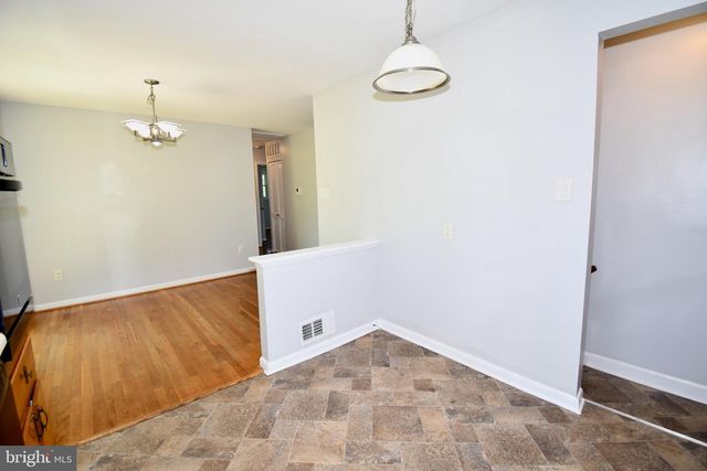 11404 SOWARD DR, Kensington, MD 20895