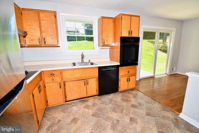 11404 SOWARD DR, Kensington, MD 20895