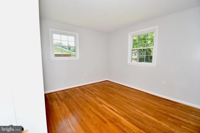 11404 SOWARD DR, Kensington, MD 20895