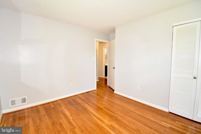 11404 SOWARD DR, Kensington, MD 20895