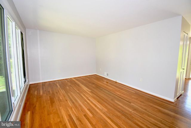 11404 SOWARD DR, Kensington, MD 20895