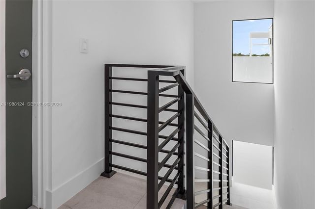 721 SW 11th Street E, Miami, FL 33129