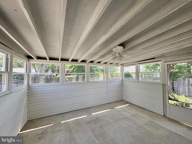 101 STEVEN DR, Linwood, NJ 08221