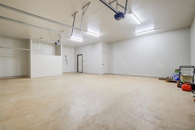 19536 S Dobbs Road Road, Newalla, OK 74857