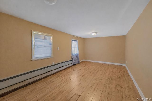 29 Parsons Lane, Middletown, NY 10940