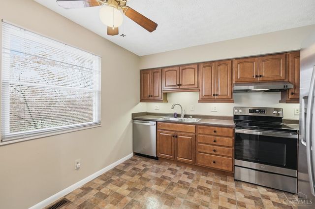 6606 Knottypine Drive, Cincinnati, OH 45230