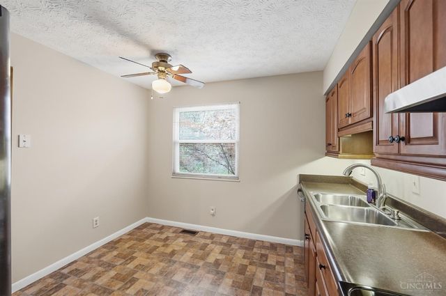 6606 Knottypine Drive, Cincinnati, OH 45230