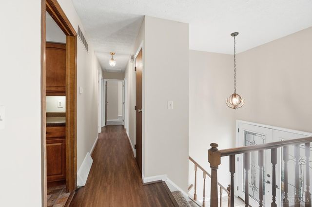6606 Knottypine Drive, Cincinnati, OH 45230
